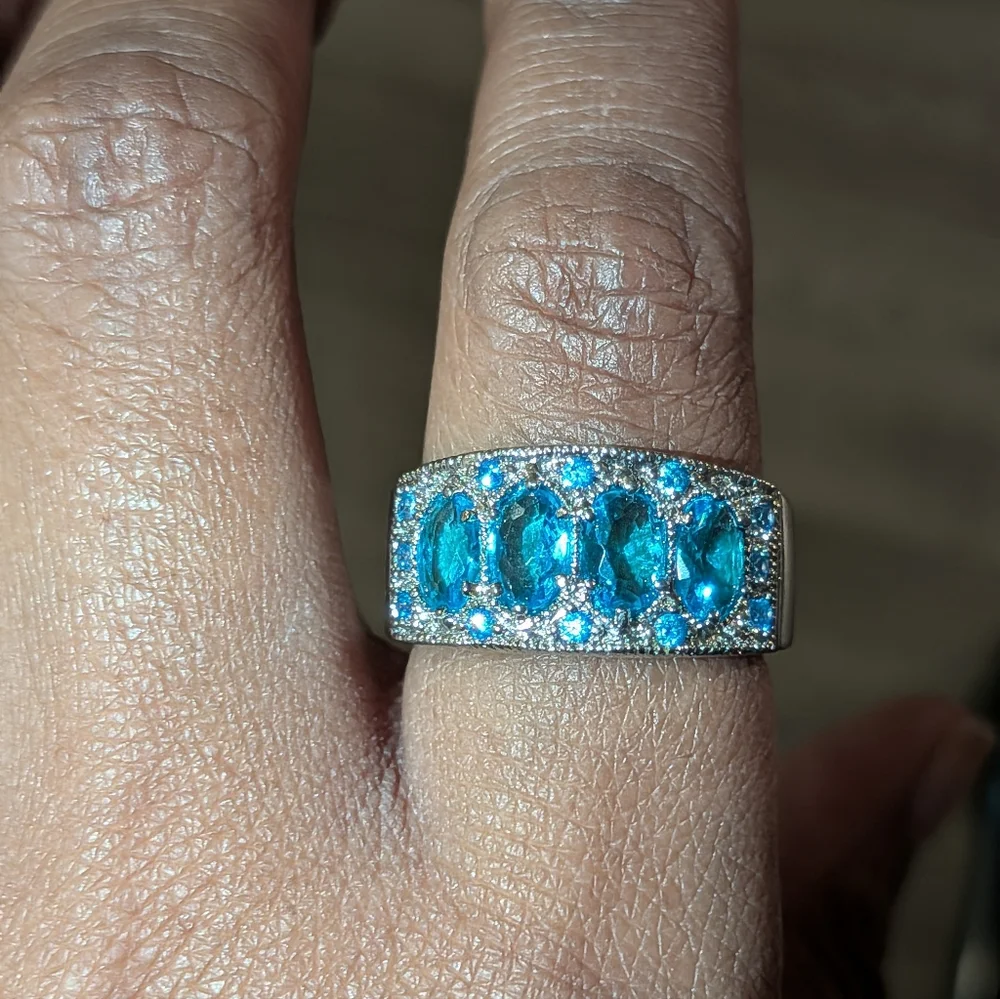 Elegant Blue Gemstone Silvery Chunky Ring Sz 8